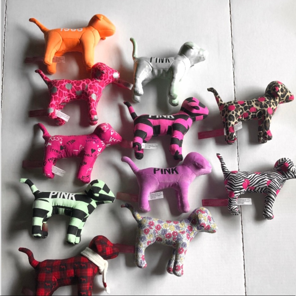 11 Victoria’s Secret PINK Dogs